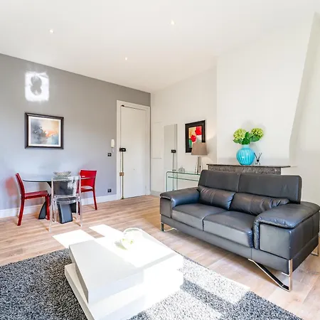 Magnifiques Appartements En Hyper Centre De Bordeaux Exterior photo