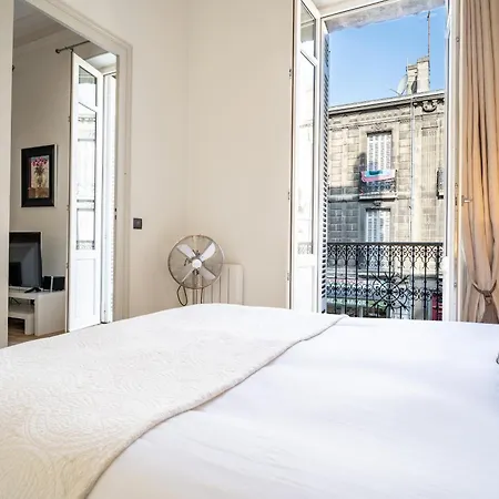Magnifiques Appartements En Hyper Centre De Bordeaux Exterior photo