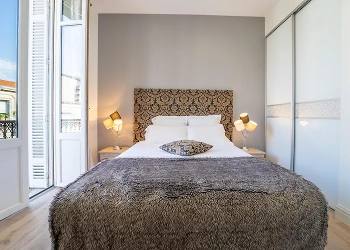 Magnifiques Appartements En Hyper Centre De Bordeaux